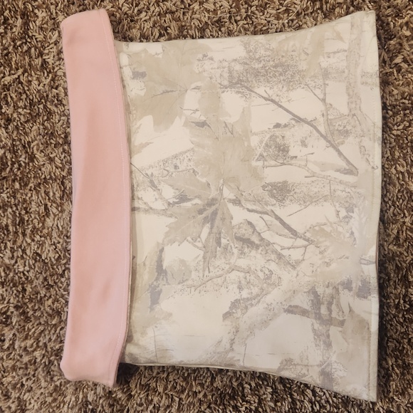 Hollister Cream and Taup Leaf Accent Tube Top - Picture 2 of 4